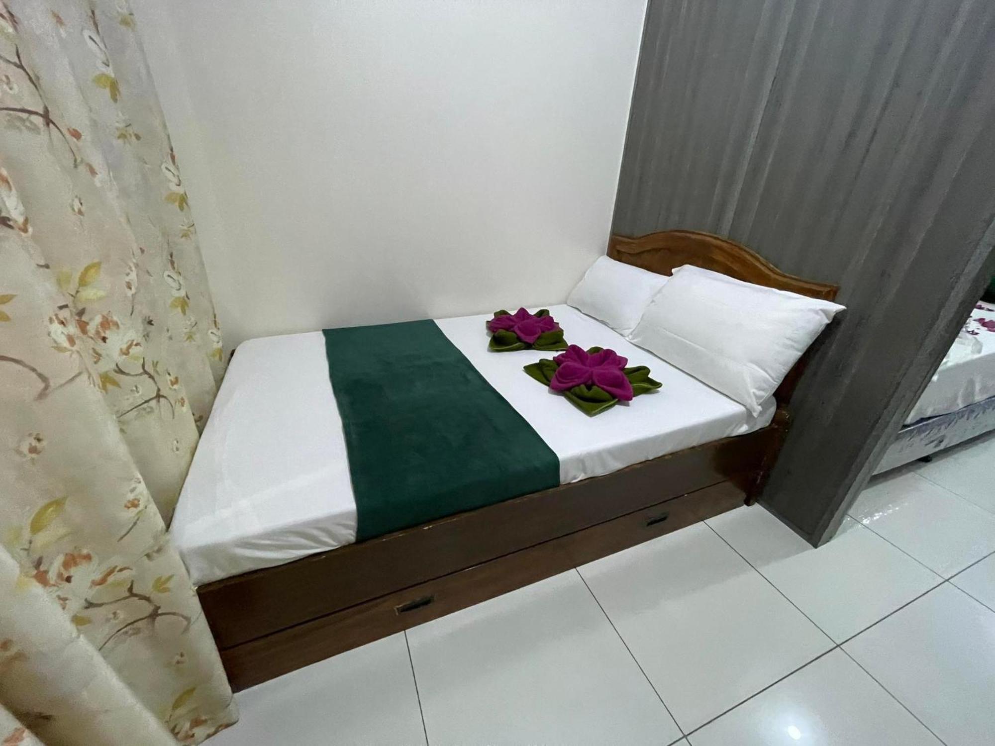 Apartamento estudio de 16 m² en Distrito Malate, con 1 baño privado. Manila Exterior foto